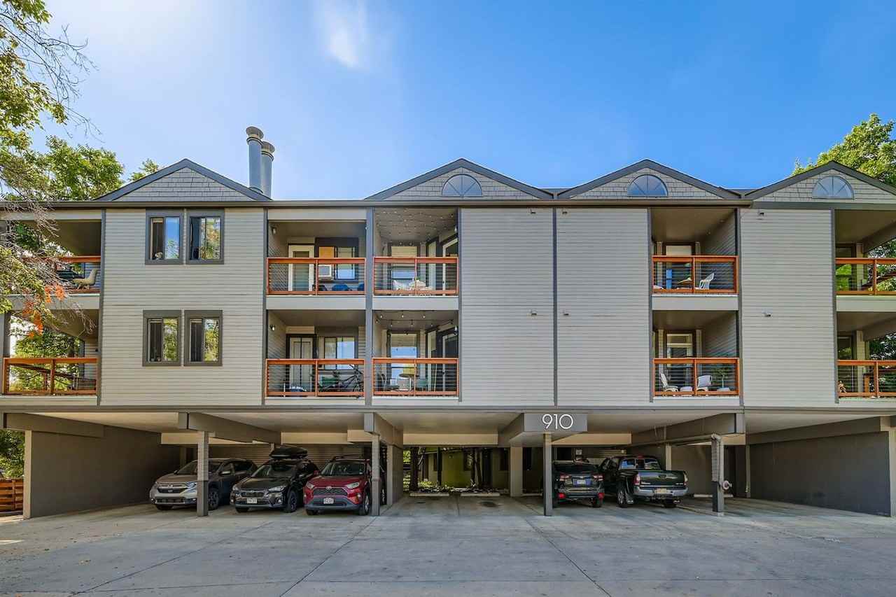 910 Portland Pl #11 - Photo 2 of 12