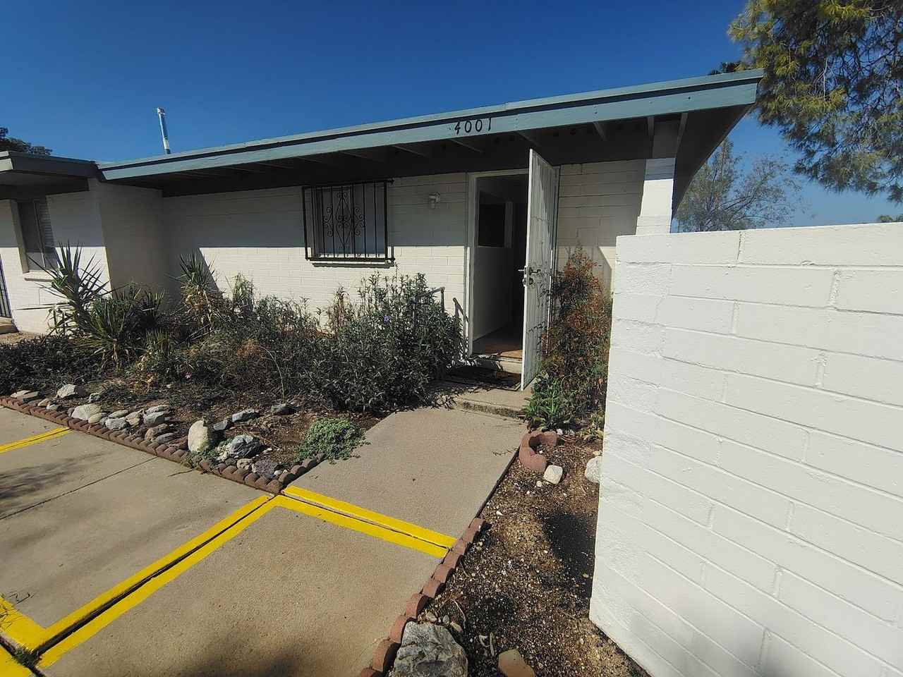 4001 S Winter Palm Dr - Photo 2 of 28