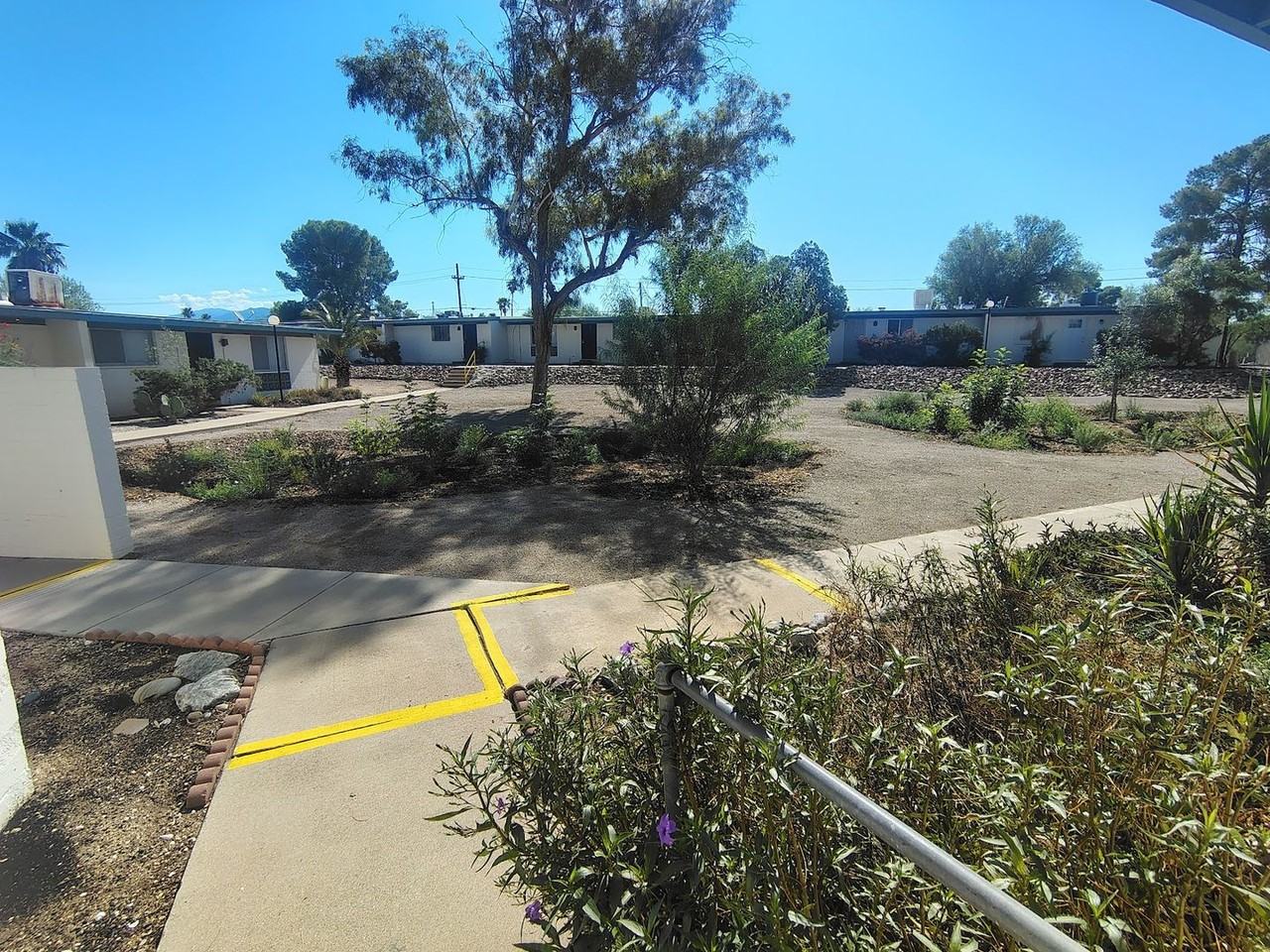 4001 S Winter Palm Dr - Photo 3 of 28