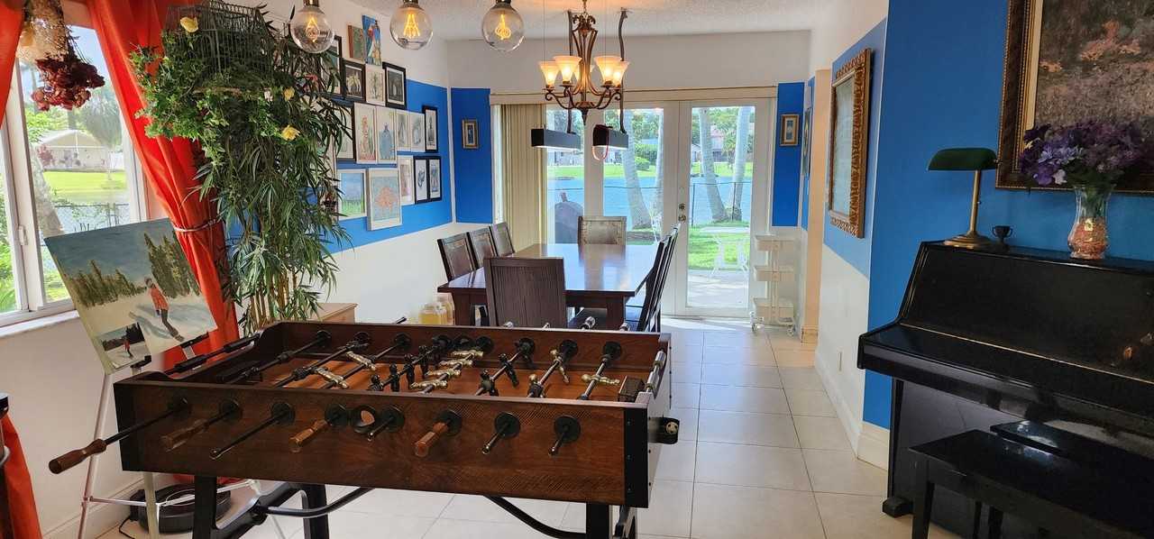 4871 Sw 103rd Ave - Photo 3 of 25