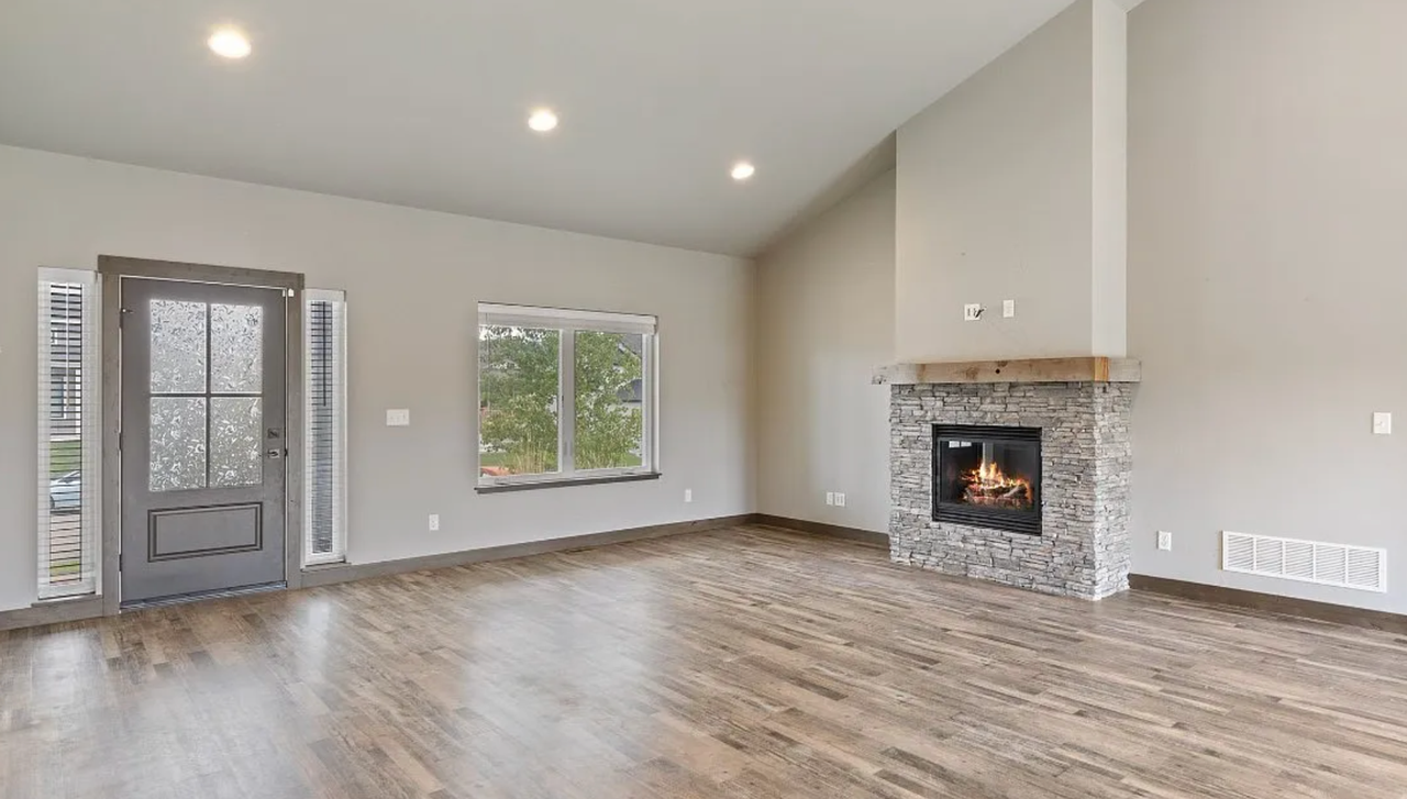 1215 Sweetgrass Ln - Photo 6 of 25