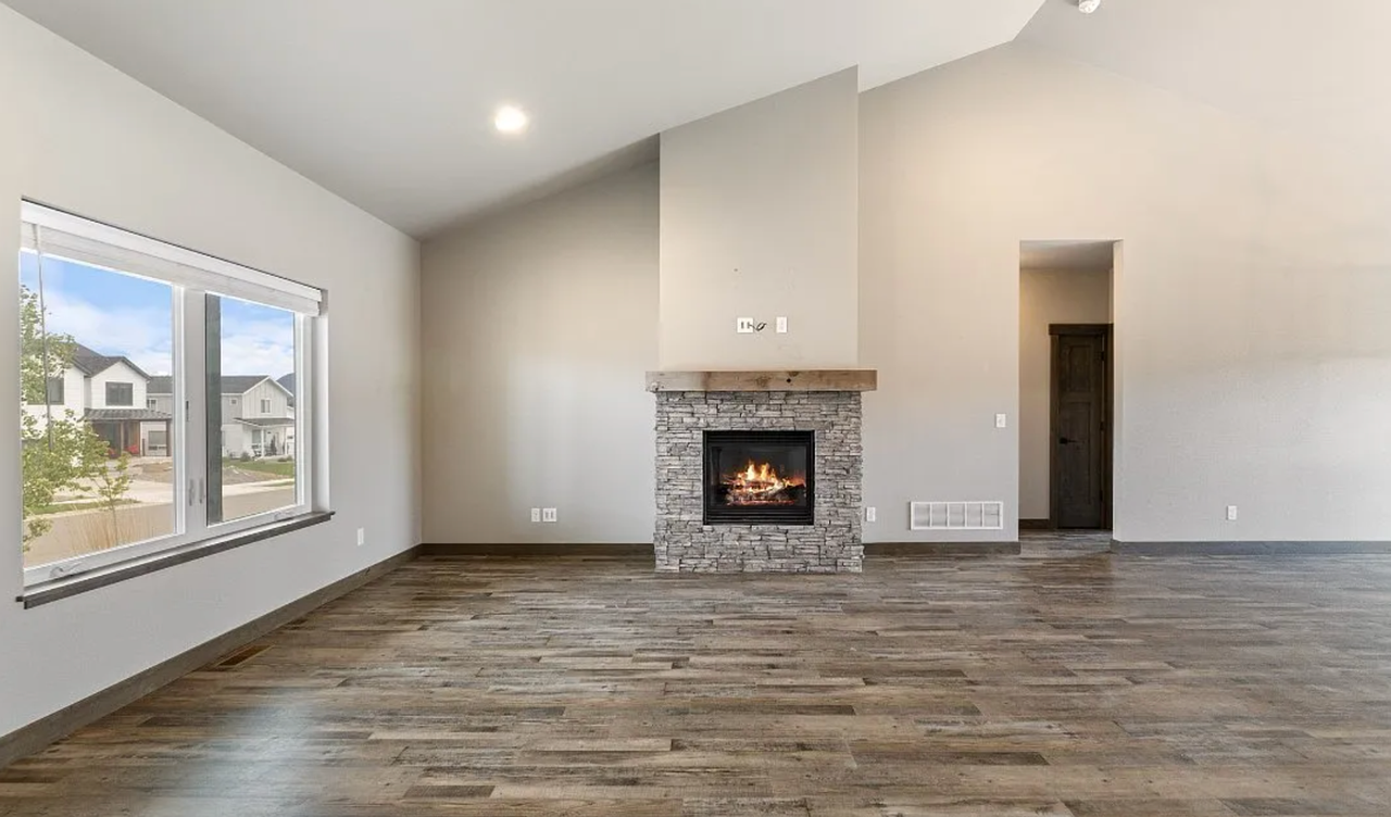 1215 Sweetgrass Ln - Photo 7 of 25