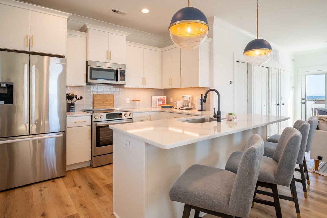 207 Florence Avenue #2 - Photo 3 of 20