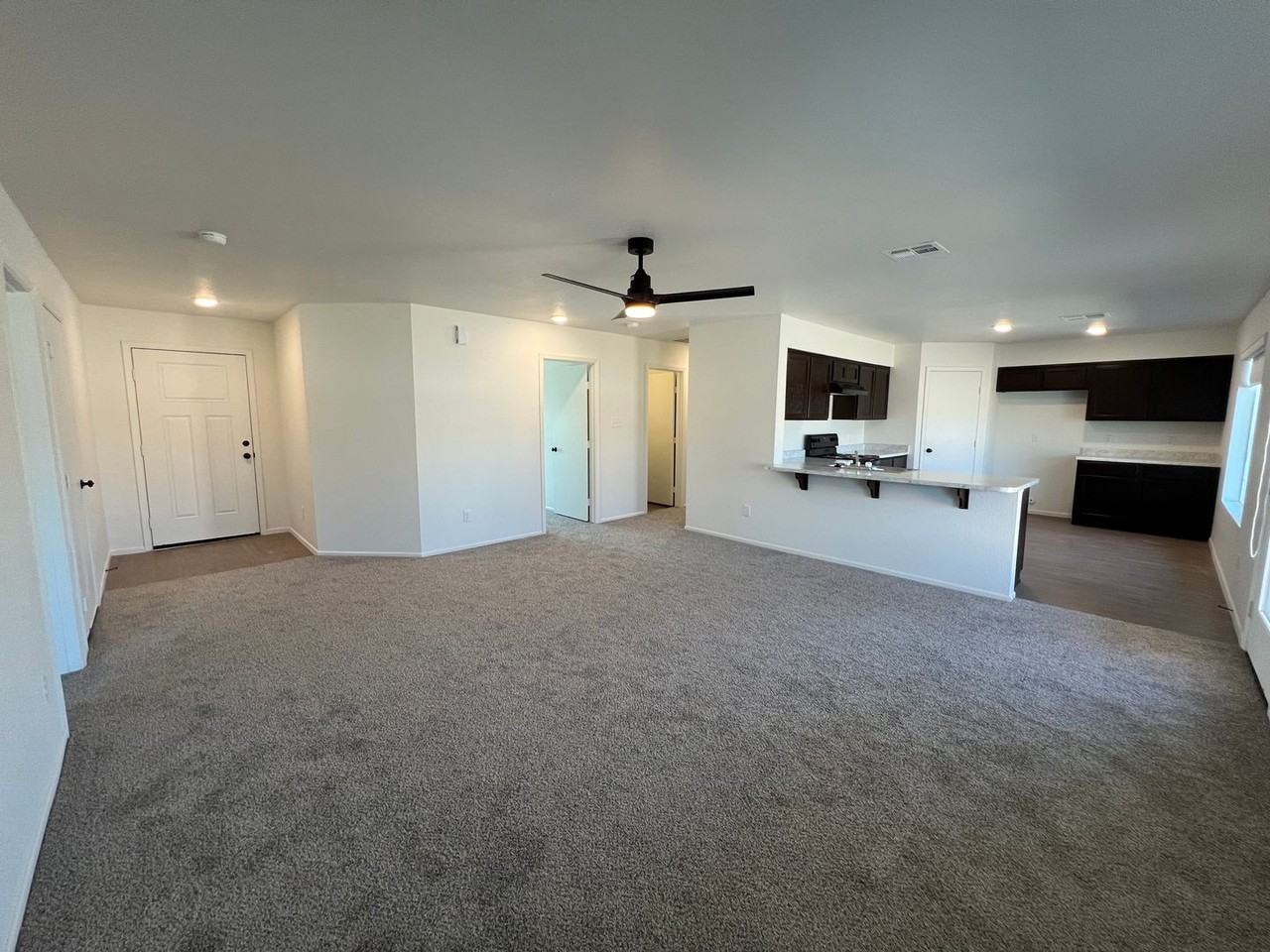 7384 E 45th St - Photo 3 of 25