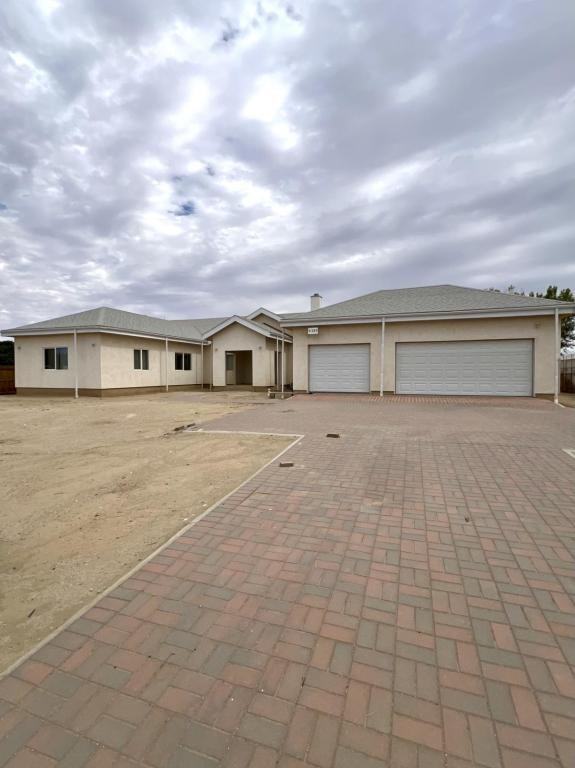 41380 156th St E - Photo 2 of 31