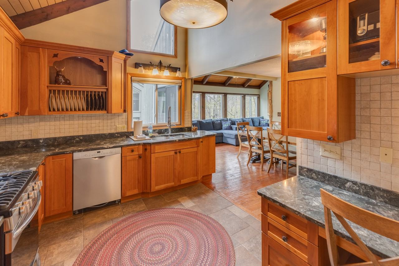 2 Moose Ln - Photo 3 of 18