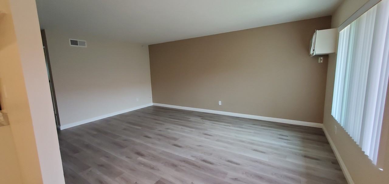 6490 Crescent Ave #23 - Photo 7 of 14