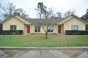 featured image of 24762 Penny Ln Spc B