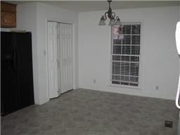 1703 Jesse Dr - Photo 2 of 14