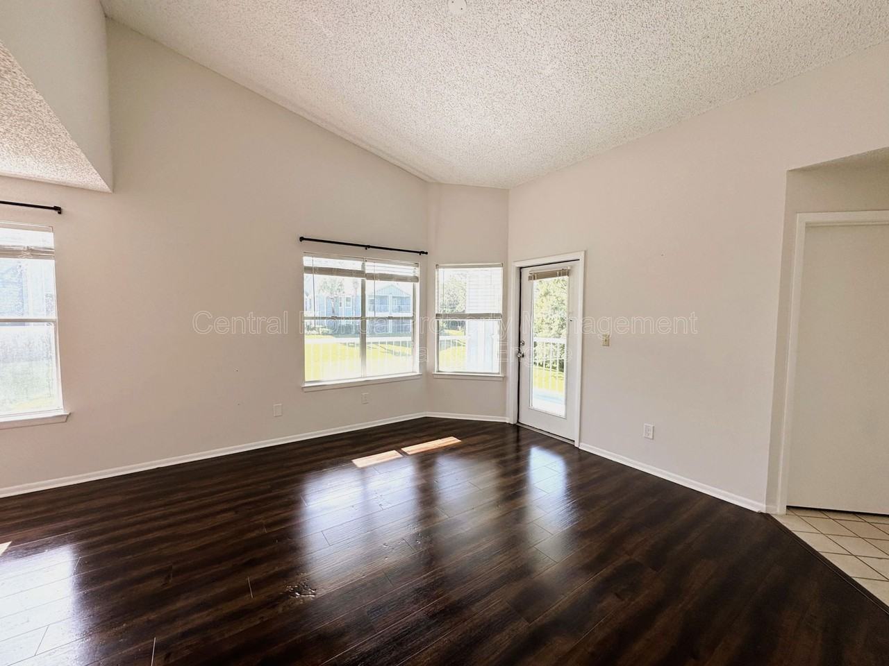 2608 Grassy Point Dr #206 - Photo 5 of 17