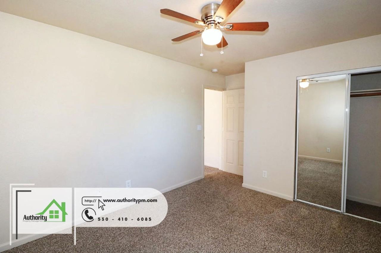 3700 Silvario Ct - Photo 4 of 21