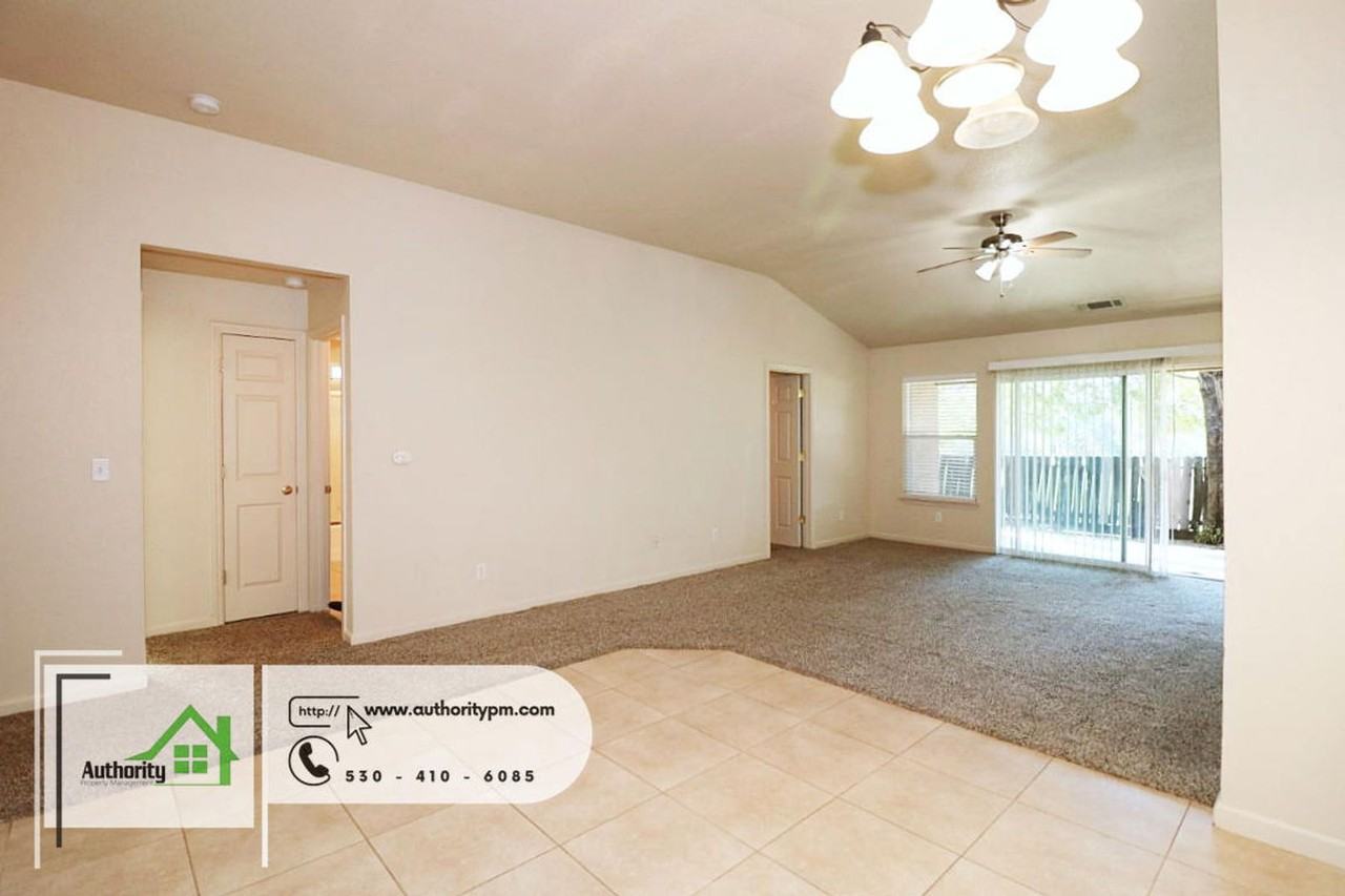 3700 Silvario Ct - Photo 5 of 21