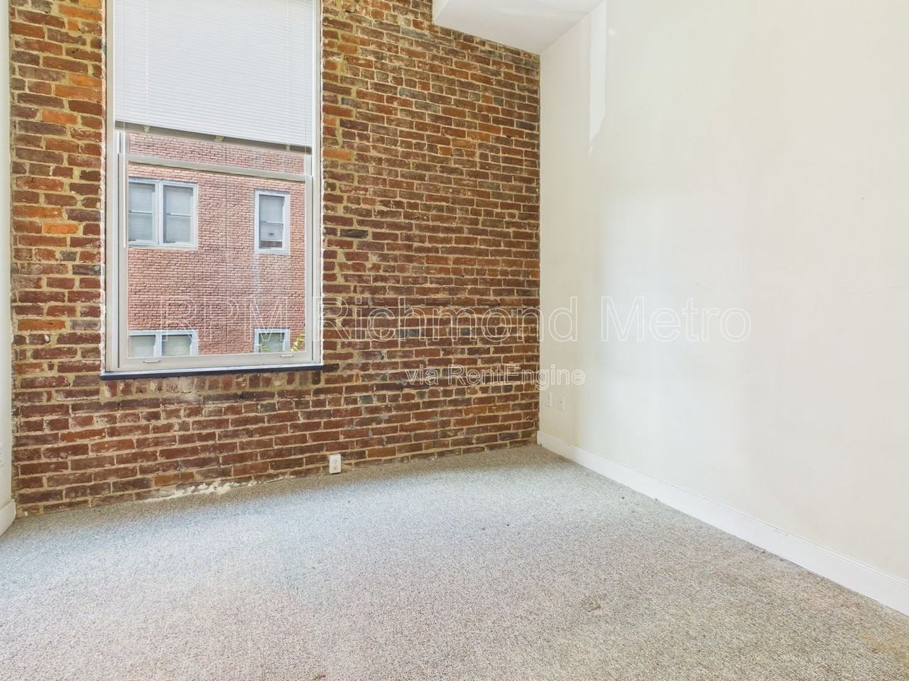 1321 1/2 E Main St #204 - Photo 6 of 21