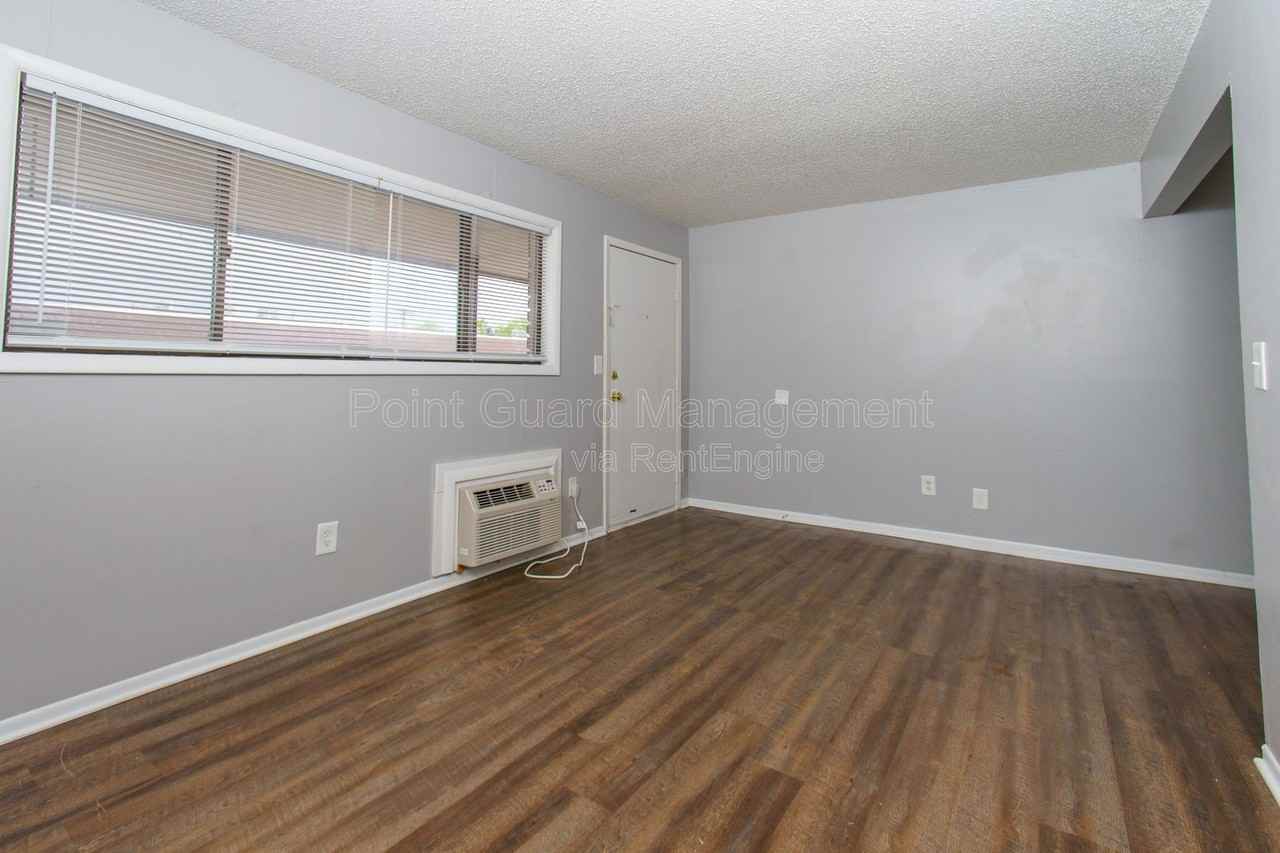 2626 W 9th St N #235 - Photo 5 of 8