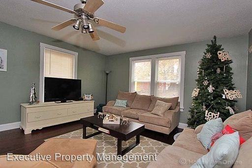 414 N Russell St - Photo 3 of 19