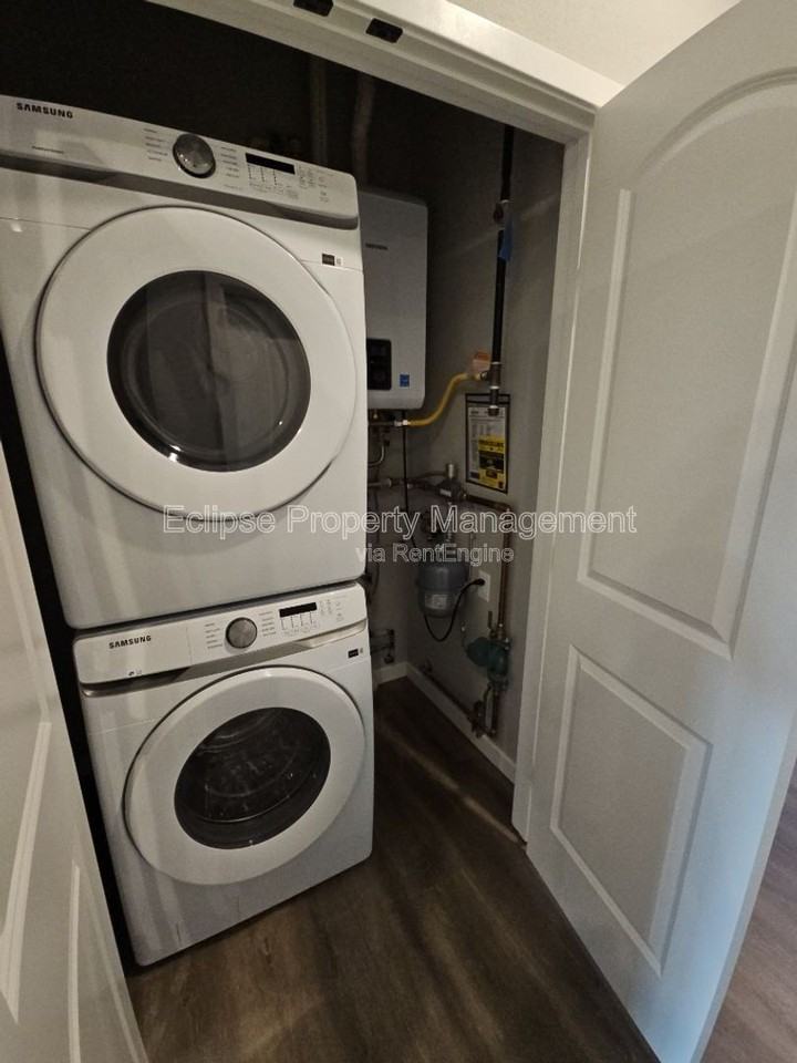 517 Washington Ave - Photo 3 of 16