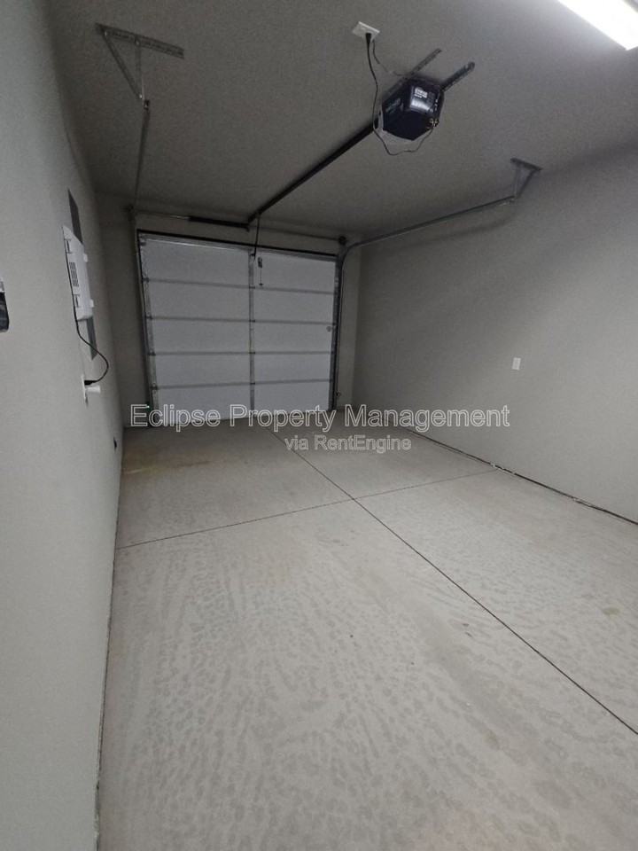 517 Washington Ave - Photo 4 of 16