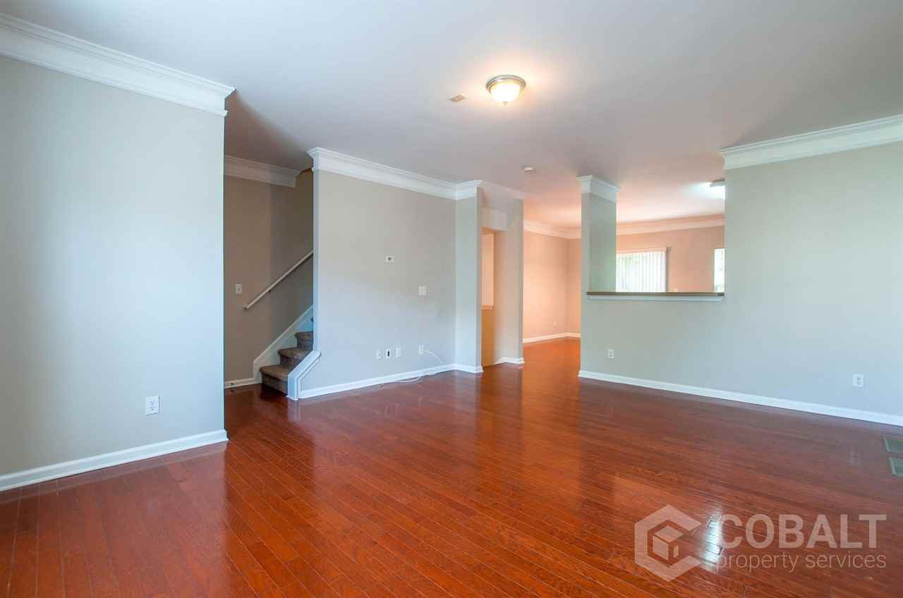 6764 Blackstone Pl - Photo 7 of 28