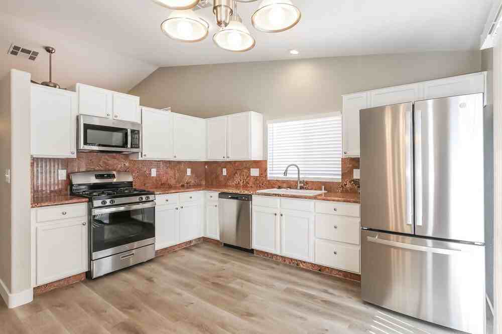 4421 Ivory Jade Ave - Photo 7 of 16