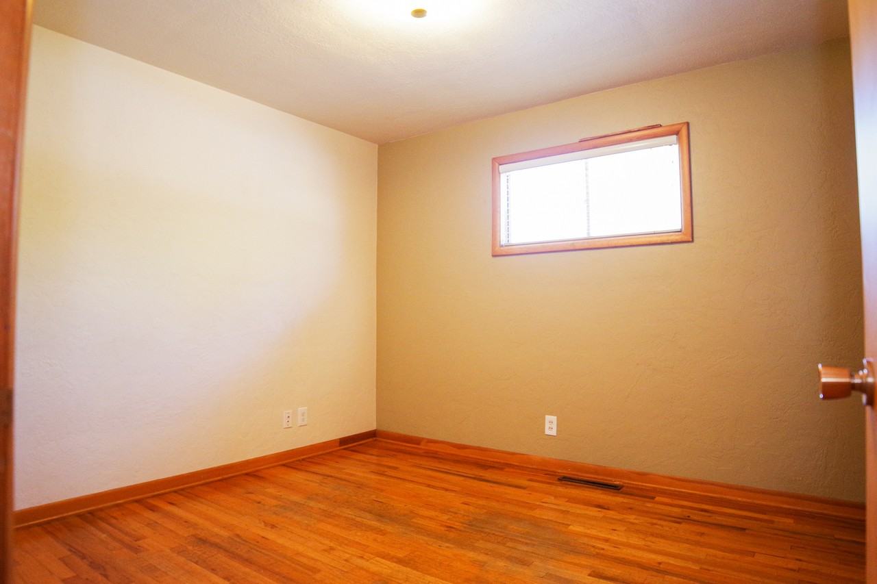 1508 W Sunrise Rim Rd - Photo 3 of 16