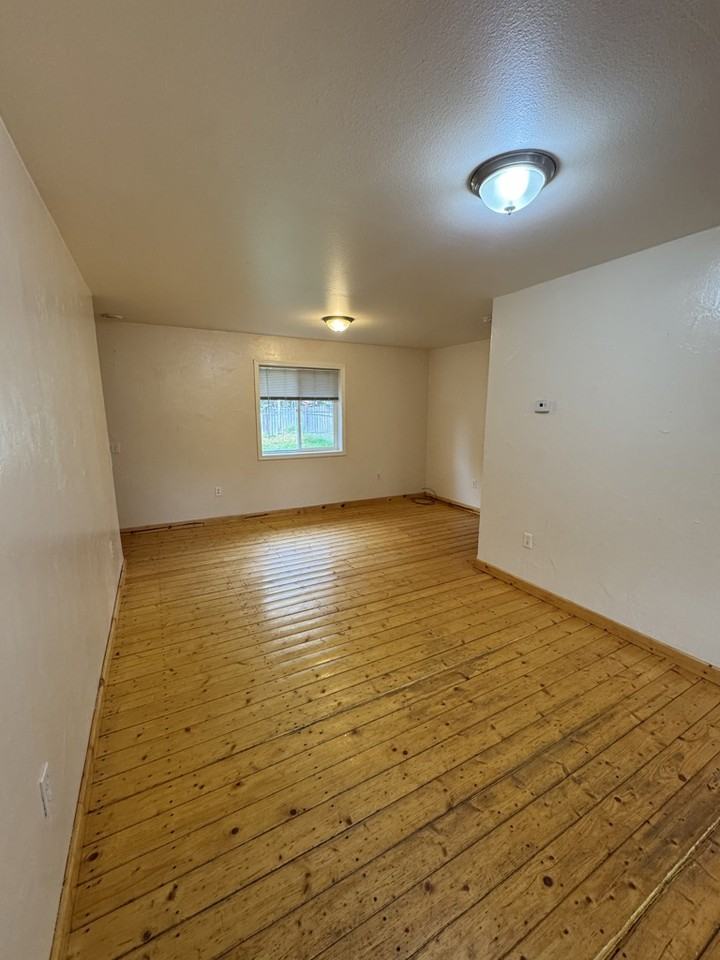 47766 Marquitta Ave #D - Photo 3 of 16
