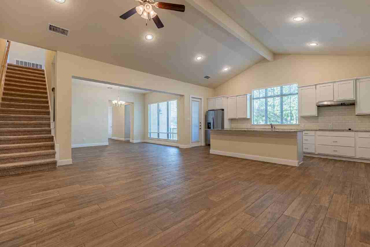 128 Elizabeth Rd - Photo 4 of 39