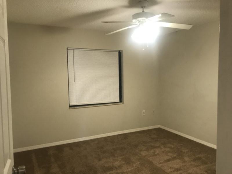 3529 Bay Ct - Photo 4 of 10