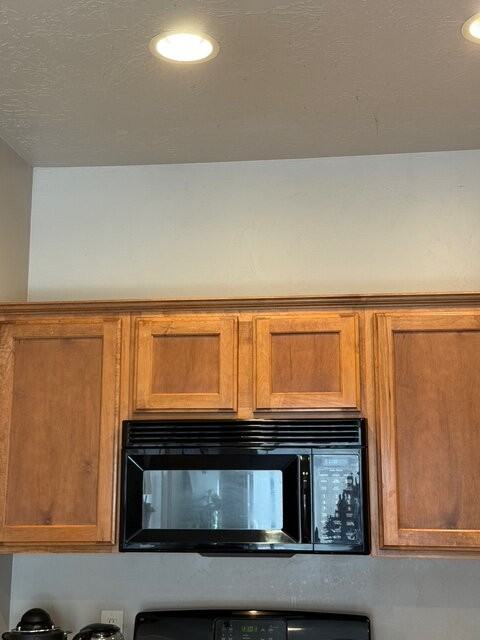 508 N 2480 W - Photo 7 of 26