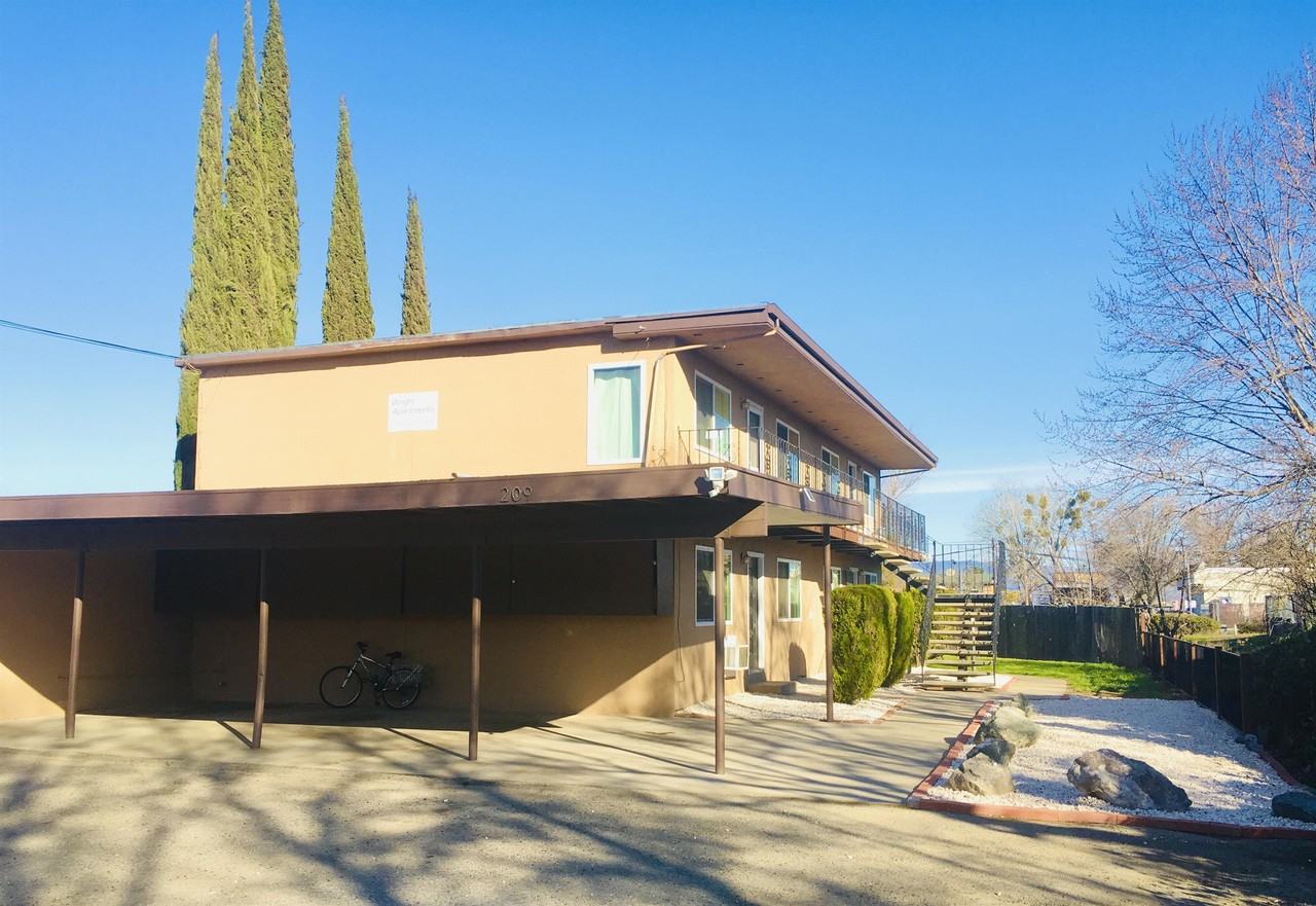 209 Wright Ln #1 - Photo 5 of 31