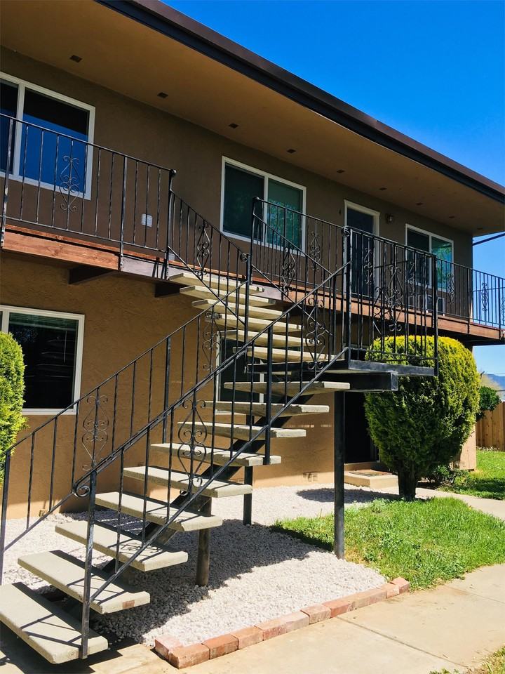 209 Wright Ln #1 - Photo 7 of 31