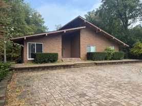 3680 W Big Beaver Rd - Photo 1 of 1