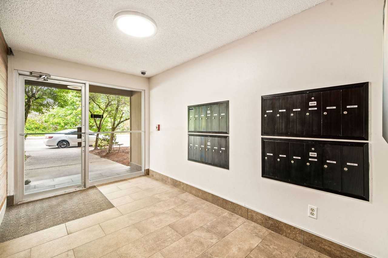 Gilmanor Apartments | A Premier Magnolia Community - Photo 5 of 20