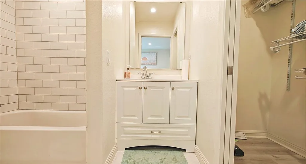 288 Tangelo - Photo 4 of 12