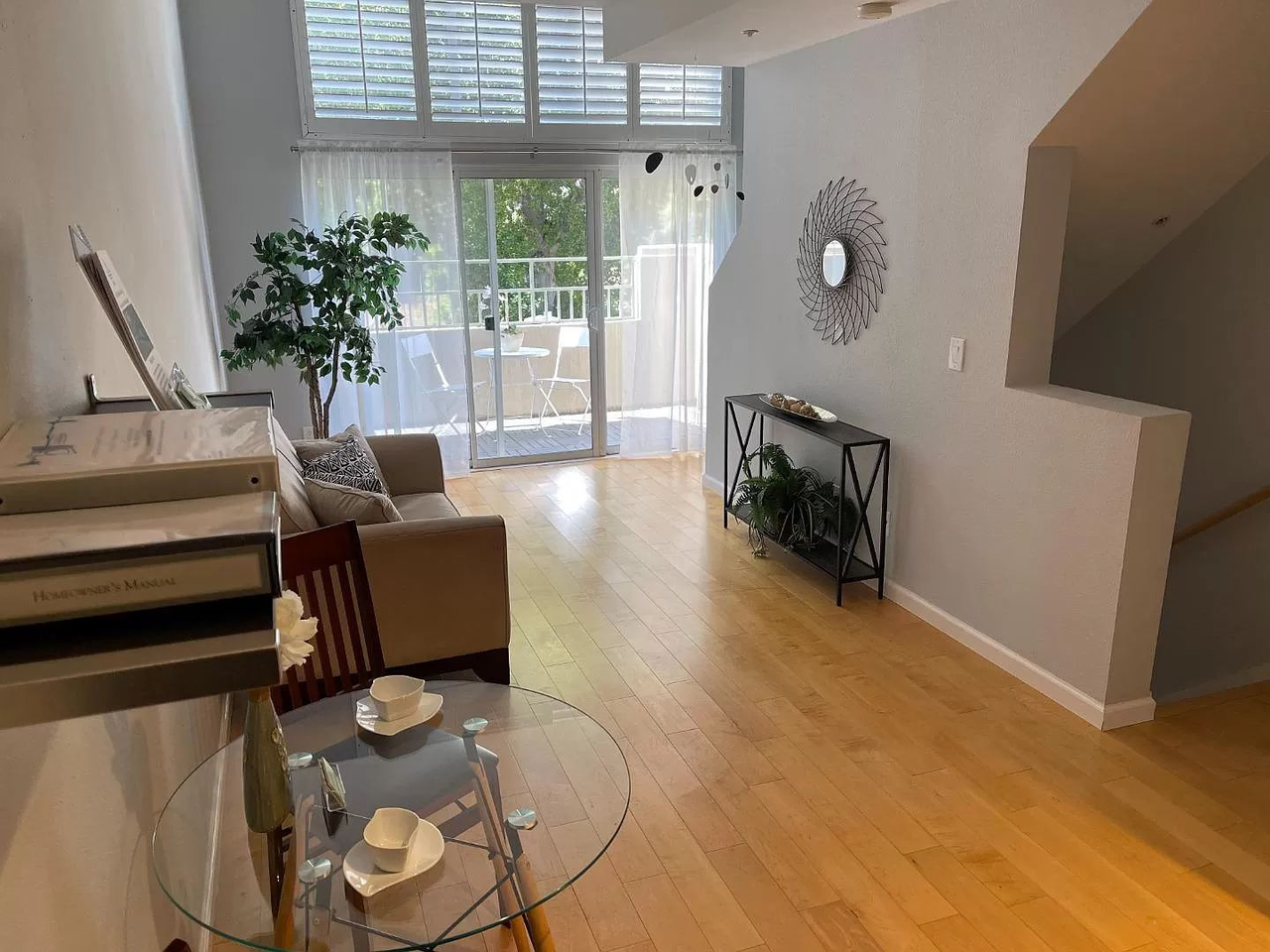 346 Dunsmuir Ter #10 - Photo 5 of 10