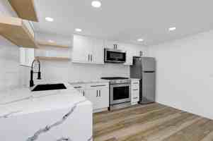 featured image of 351 Eucalyptus Ave #2