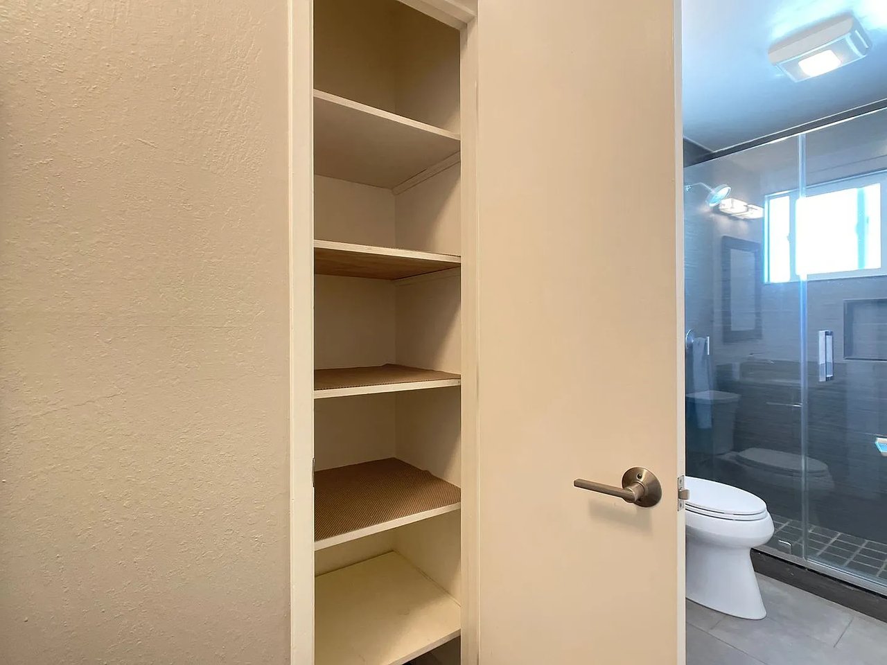 806 Fulton St #3 - Photo 3 of 12