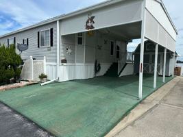 featured image of 6194 Parkway E