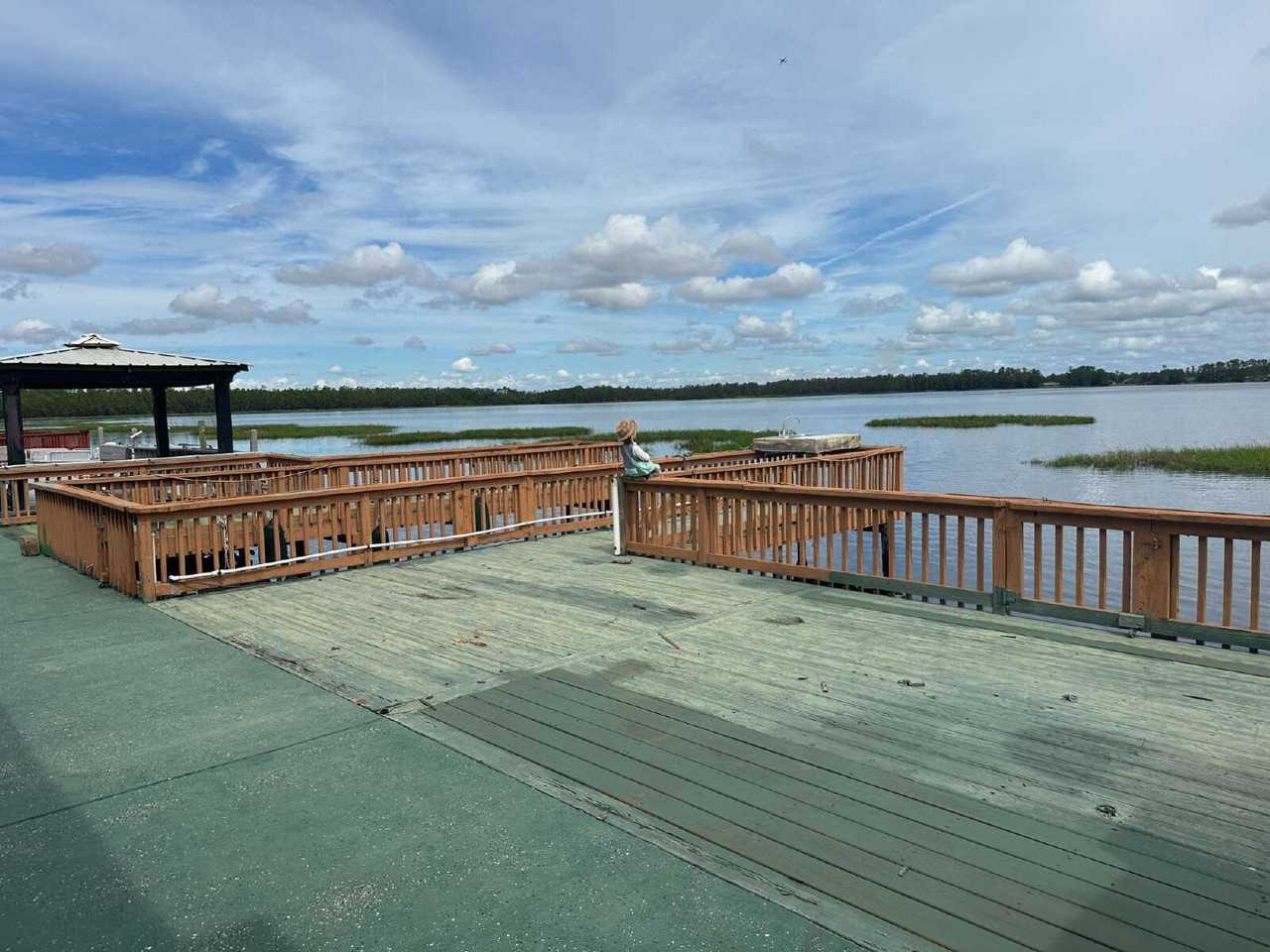 6194 Parkway E - Photo 3 of 17