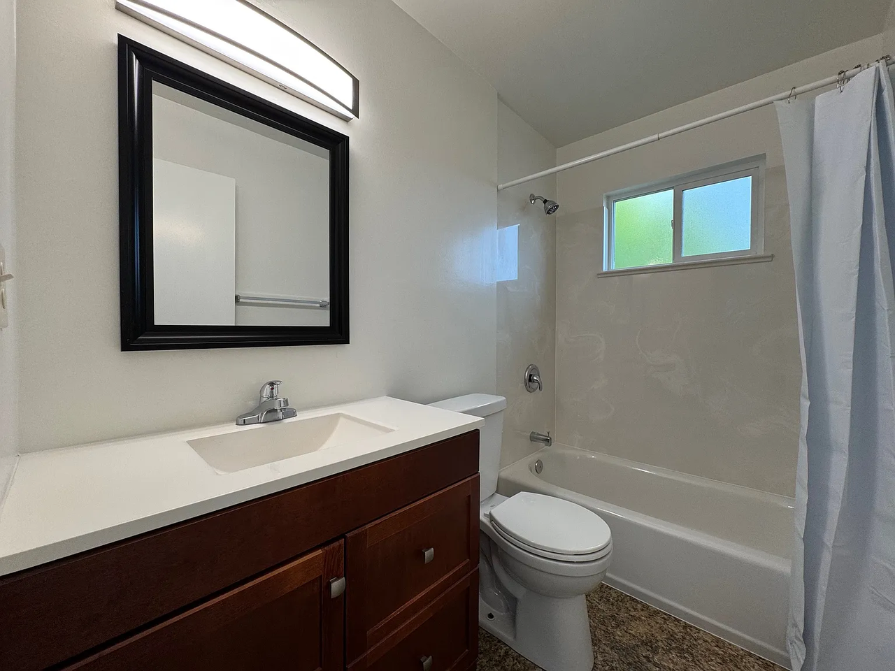 2222 Encinal Ave #I - Photo 5 of 11