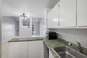 featured image of 2730 Oak Rd #15