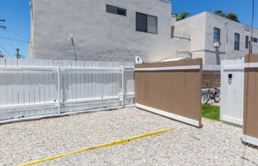 3978 Lamont St #B - Photo 6 of 6