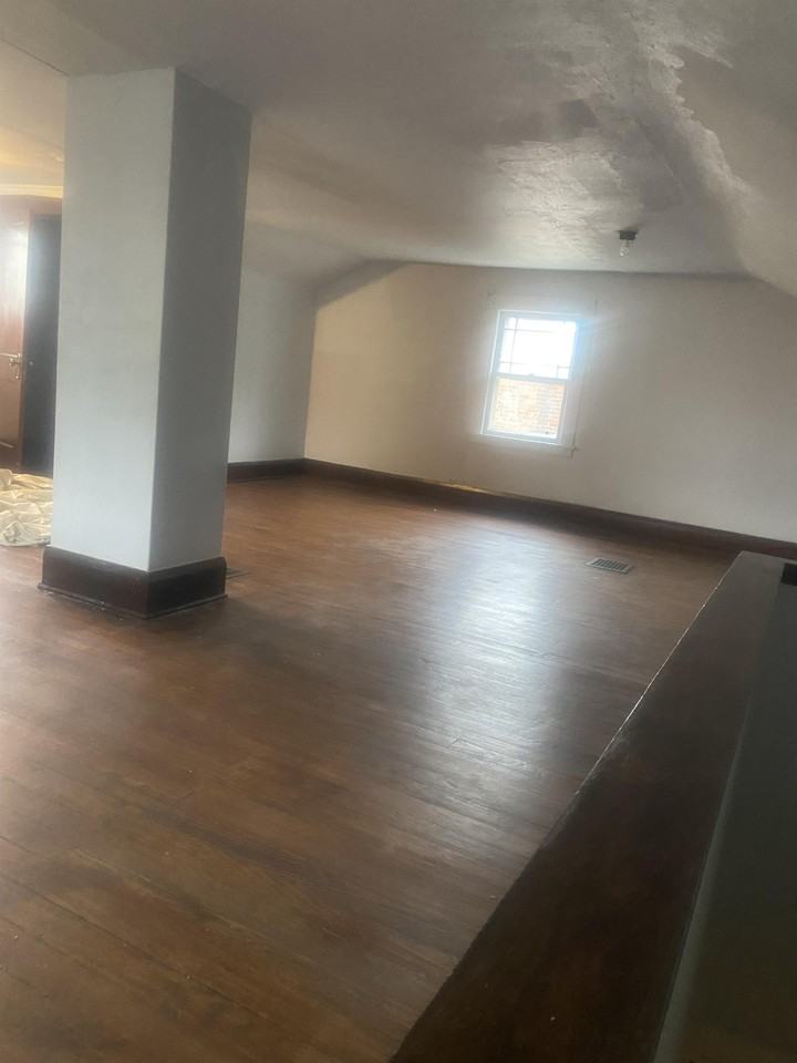 36 W Avondale Ave - Photo 3 of 11