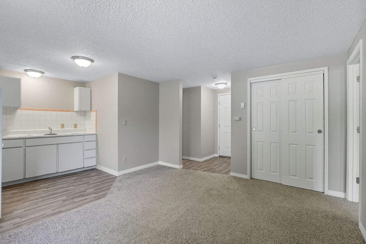 Eagles Landing Apartments in Cheney near EWU! - Photo 5 of 34