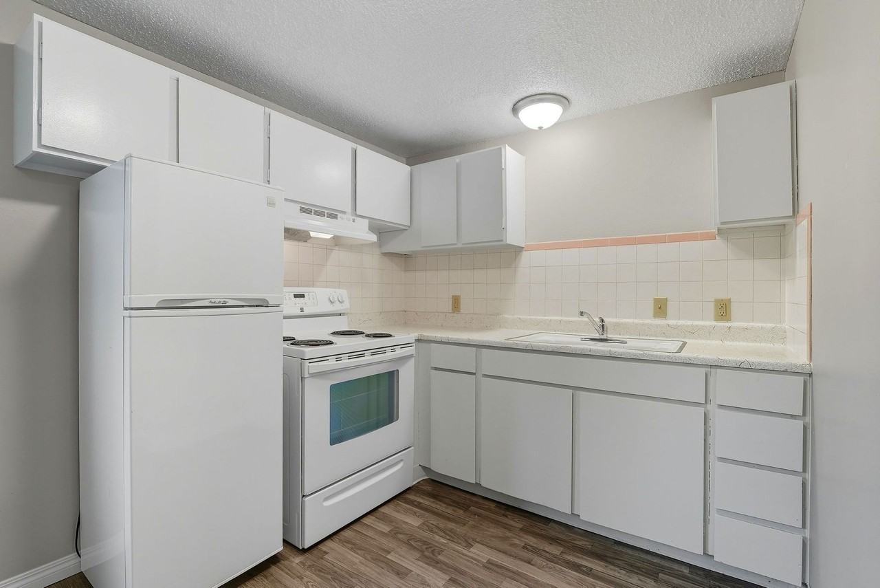 Eagles Landing Apartments in Cheney near EWU! - Photo 6 of 34