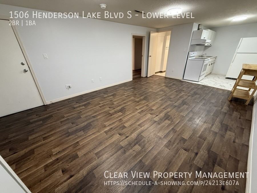 1506 Henderson Lake Blvd S - Photo 3 of 10