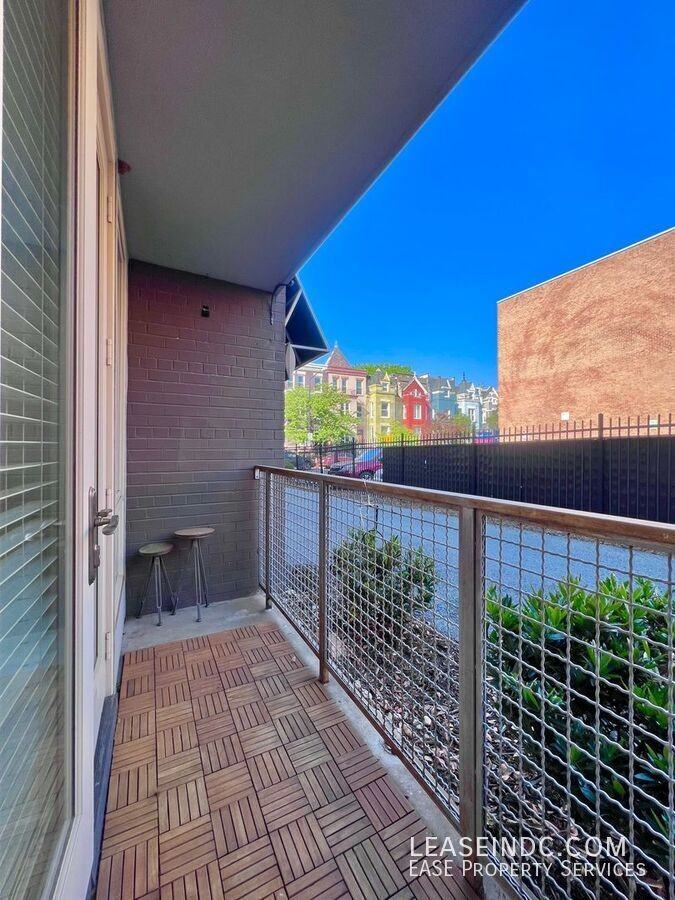 1423 Newton St Nw #103 - Photo 7 of 13