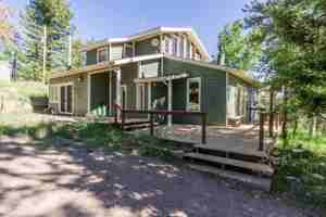 featured image of 190 Circle Dr