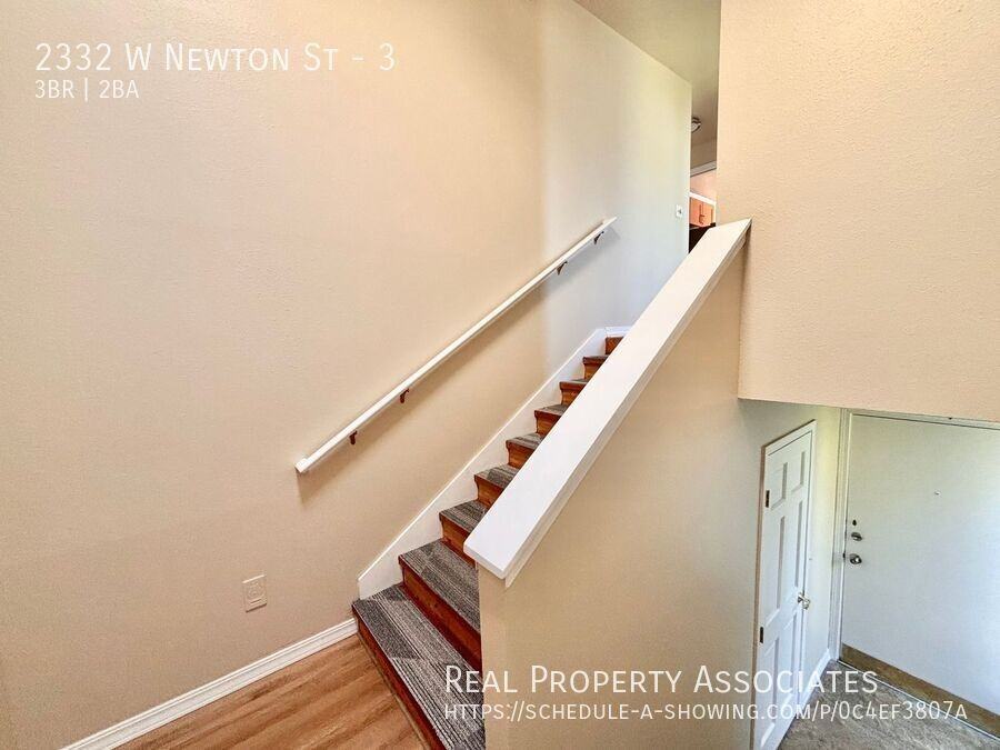 2332 West Newton Street #3 - Photo 2 of 36