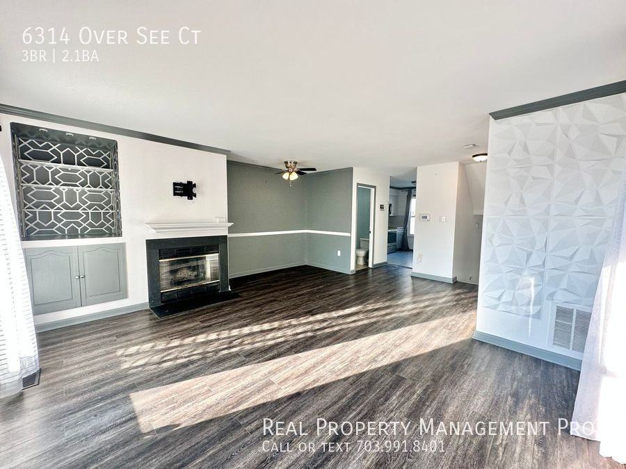 6314 Over See Court - Photo 4 of 24