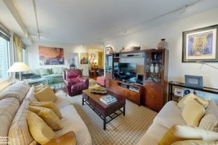 303 E 57th St #8D - Photo 1 of 1